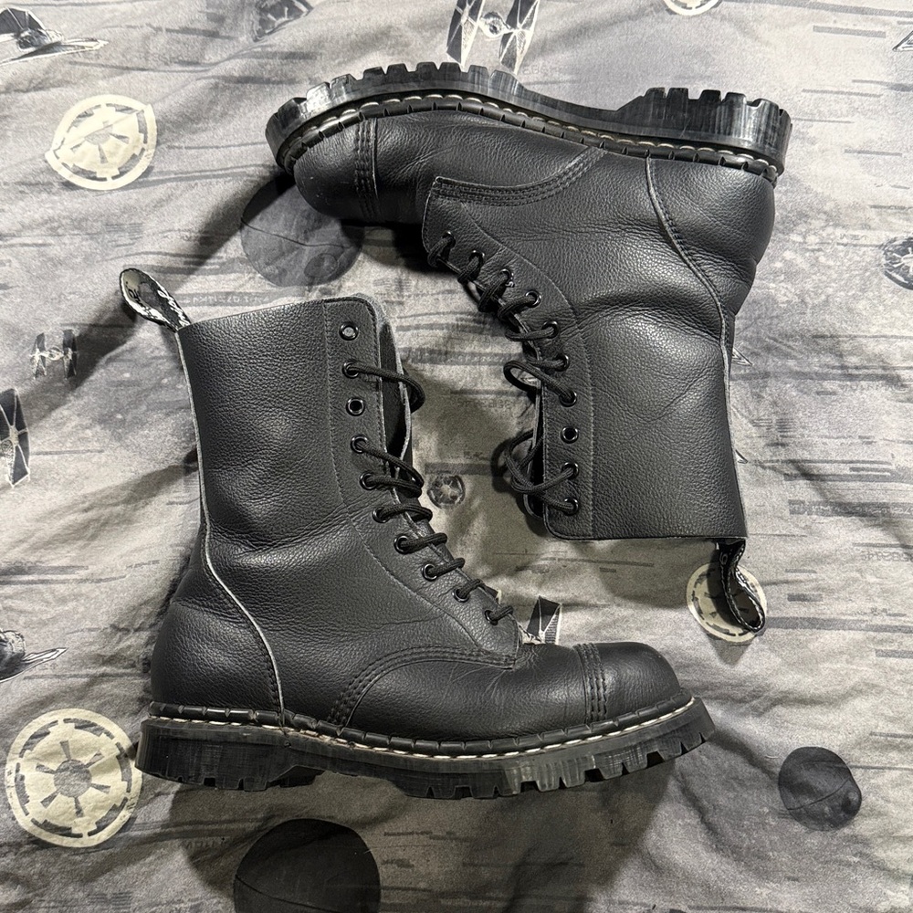 GRIPFAST 10 EYE STEEL TOE MADE IN ENGLAND LEATHER BOOTS SZ UK 7 MENS 8 LADIES 9